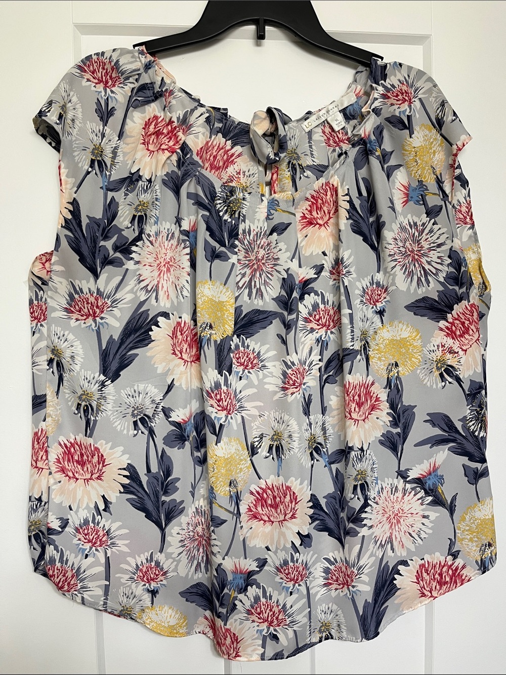 Lauren Conrad Gray Floral Tie-Neck Cap Sleeve Blouse with Pink & Yellow Blooms